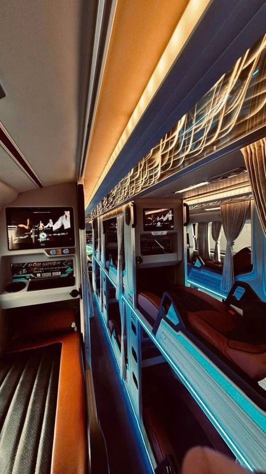 Xe Bốn Luyện Express Giường nằm 