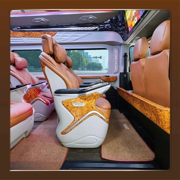 Xe Bê Hà (Phú Yên) Ghế ngồi Limousine 11 chỗ massage