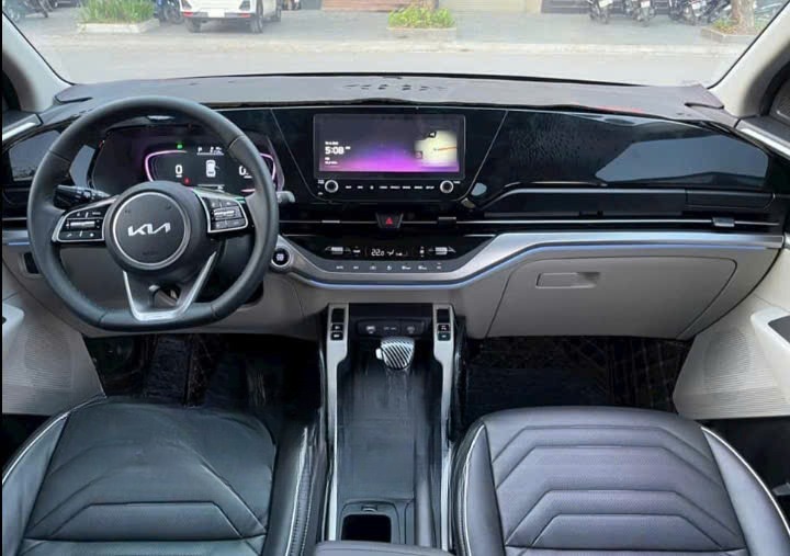 Phi Hùng Luxury