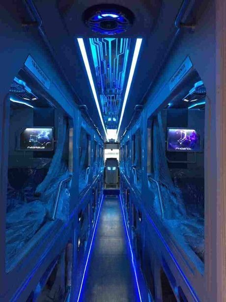 Xe Lovabus Giường nằm Nội thất Limousine giường phòng 22 chỗ