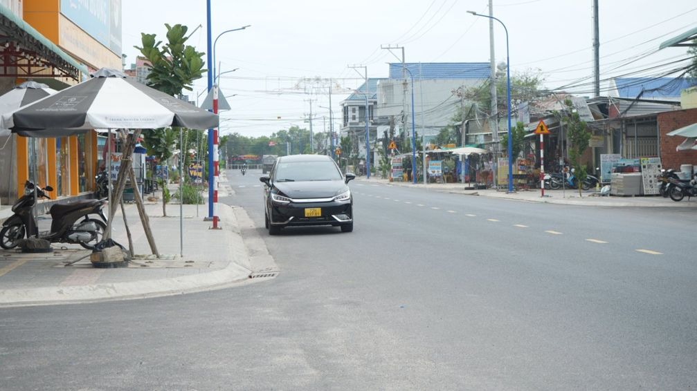 Xe Xe Nhà Mình 72 Mặt trước xe Xe điện 7 chỗ BYD