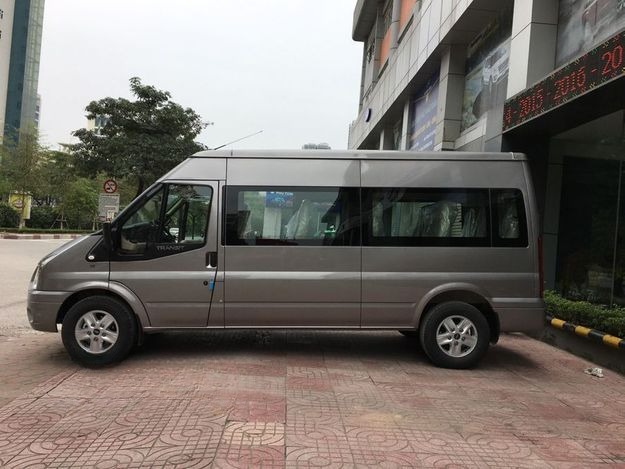 Xe Mỹ Hằng - Bình Phước Bên hông xe Ghế ngồi 16 chỗ