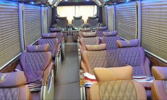Xe Quang Nghị Nội thất Limousine 16 chỗ VIP