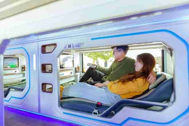 Xe Dũng Thuỷ Express Giường nằm Tiện ích Limousine 24 Phòng Đơn