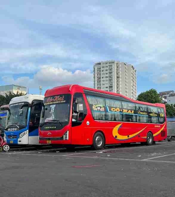 Xe Cô Hai Mặt trước xe Bên hông xe Giường nằm 40 chỗ