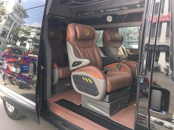 Xe Eco Green Limousine Ghế ngồi Xe Limousine 9 chỗ Vip