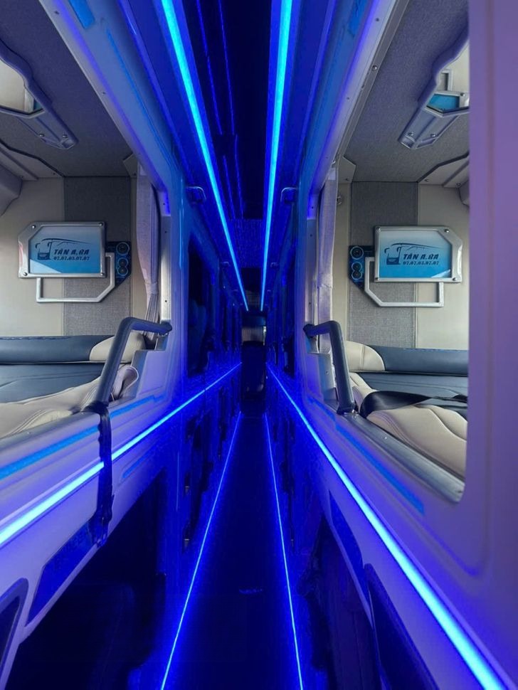 Xe Hoàng Long - Hà Nội Giường nằm Limousine 22 phòng đôi