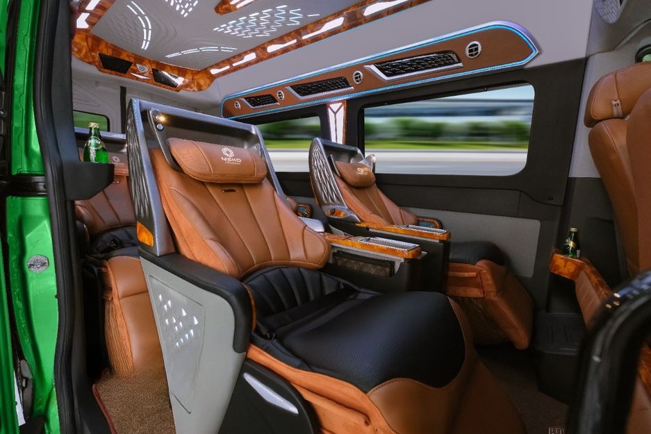 Xe MEKO Limousine Ghế ngồi Nội thất Limousine 9 chỗ