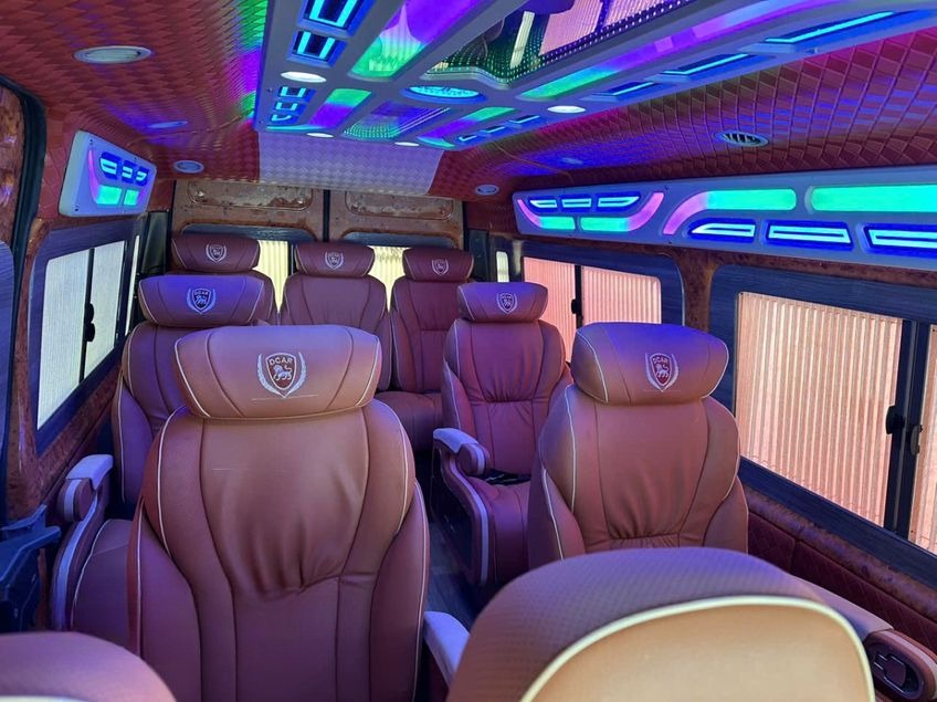 Xe Anh Tùng Limousine Tiện ích Nội thất Limousine 9 chỗ