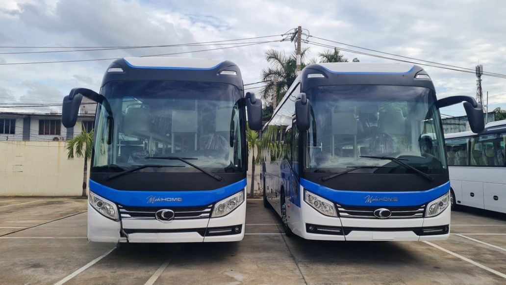 Xe Hạnh Cafe Mặt trước xe Ghế ngồi 34 chỗ