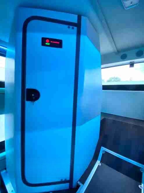 Xe Đình Nhân Tiện ích Nội thất Limousine Phòng 22 chỗ (WC)