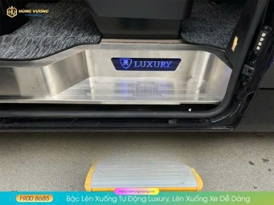 Xe 19 Limousine Nội thất Limousine 11 chỗ
