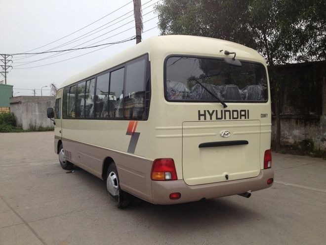 Xe Khánh Thịnh (Thái Nguyên) Mặt sau xe Ghế ngồi 29 chỗ