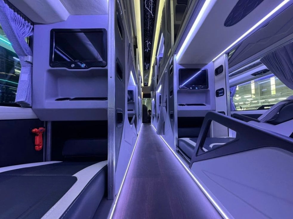 Xe Cao Lâm Nội thất Limousine 34 phòng