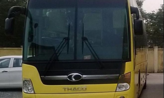 Xe Hoàng Linh Mặt trước xe Giường nằm 38 chỗ