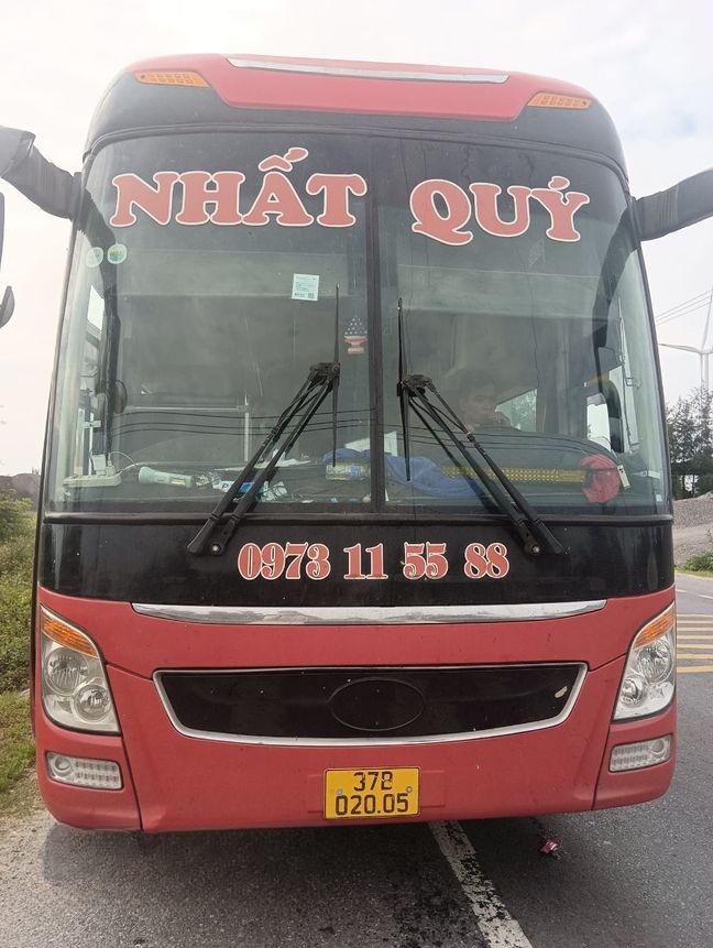 Xe Lovabus Mặt trước xe Giường nằm 40 chỗ