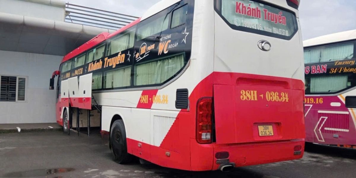 Xe Khánh Truyền (Hà Tĩnh) Mặt sau xe 