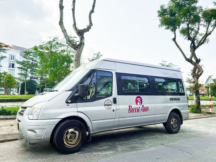 Xe Barri Ann Travel Bên hông xe Ghế ngồi 16 chỗ