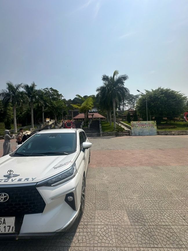 Xe Rin Hà Limousine Mặt trước xe Xe 7 chỗ