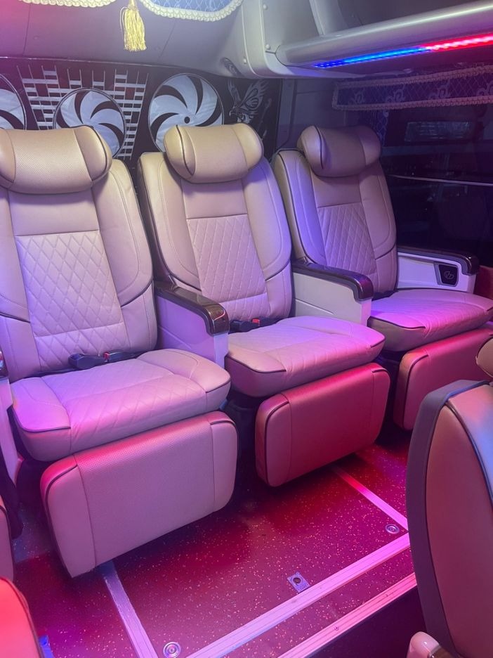 Nam Hải Limousine