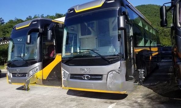 Xe Lovabus Mặt trước xe Giường nằm 34 chỗ (có toilet)