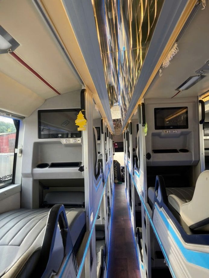 Xe Hoàng Long (Bắc - Trung - Nam) Giường nằm Limousine 34 phòng