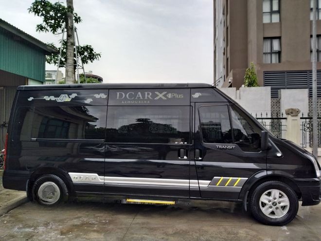 Xe Bình Minh (Băc Giang) Bên hông xe Limousine 9 chỗ