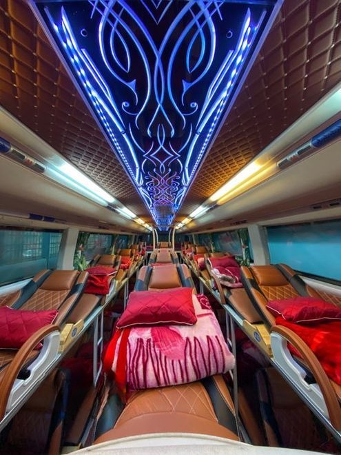 Xe Xuân Tráng Limousine Nội thất Giường nằm 40 chỗ