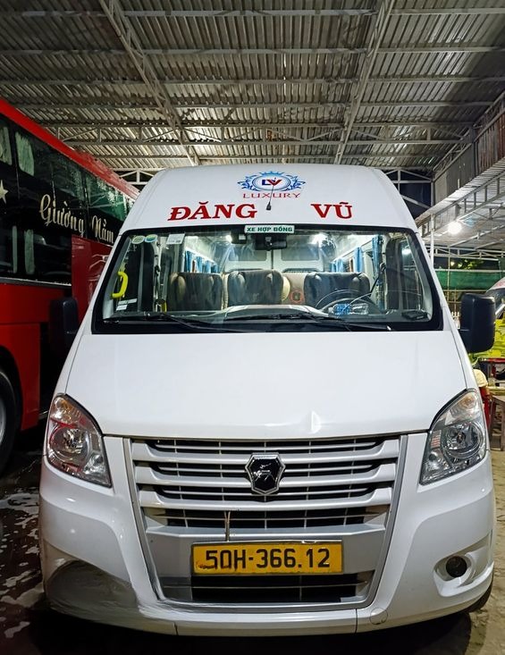 Xe Lovabus Mặt trước xe Ghế ngồi 16 chỗ