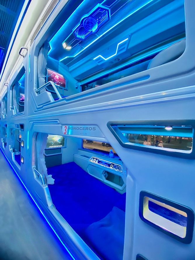Xe Phúc An Express Giường nằm Nội thất Limousine 22 giường phòng (WC)