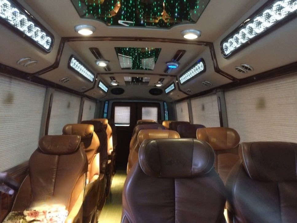 Xe Quang Giang (Hà Giang) Ghế ngồi Nội thất Limousine 20 chỗ