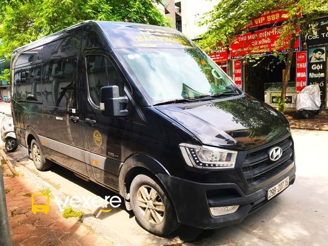 Xe Bảo Phong Limousine Bên hông xe Ghế ngồi 16 chỗ