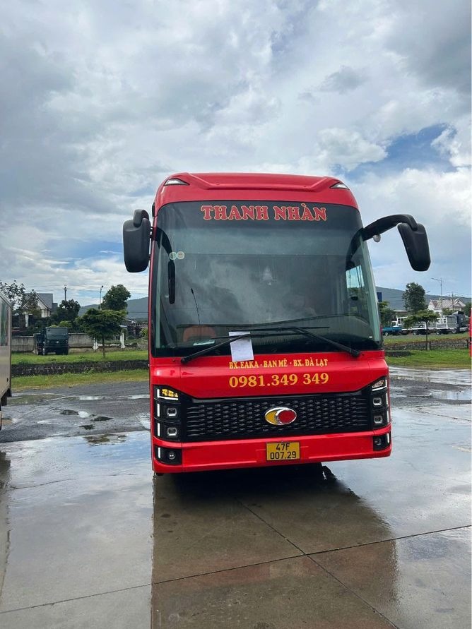 Xe Thanh Nhàn (Eakar) Mặt trước xe Giường nằm 34 chỗ