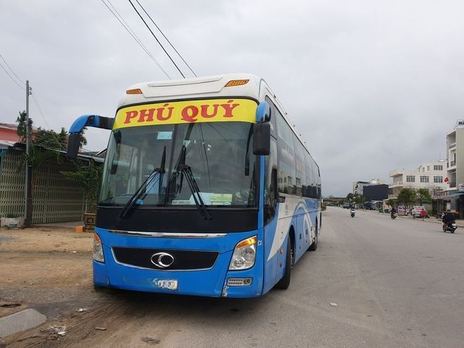 Xe Phú Quý Buslines Mặt trước xe Giường nằm 46 chỗ