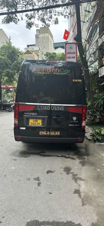 Xe Ninh Bình Car Mặt sau xe 