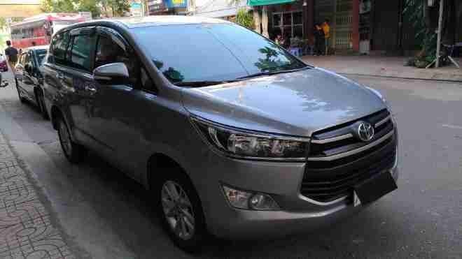 Xe Lovabus Mặt trước xe Bên hông xe Ghế ngồi 7 chỗ (SB)
