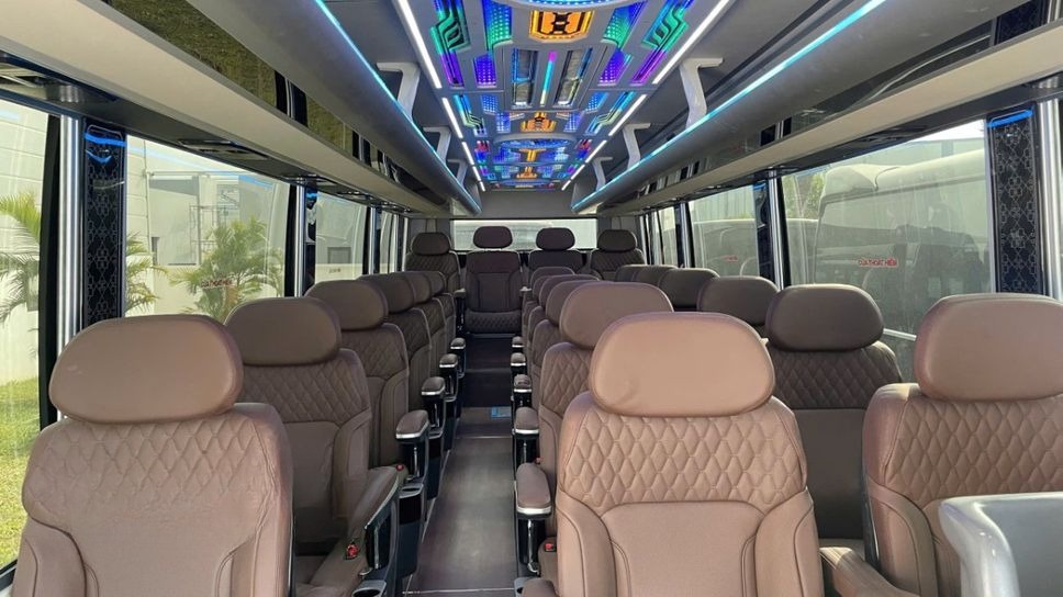 Xe Nguyễn Gia Limousine (Hải Phòng) Tiện ích Limousine 22 chỗ