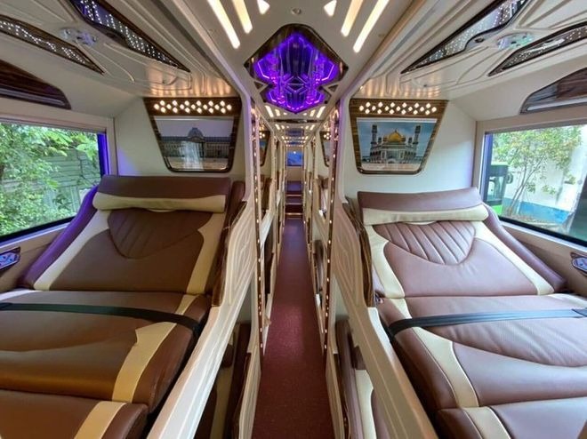 Xe Phú Quý Buslines Giường nằm Tiện ích Nội thất Limousine 24 Phòng Đôi