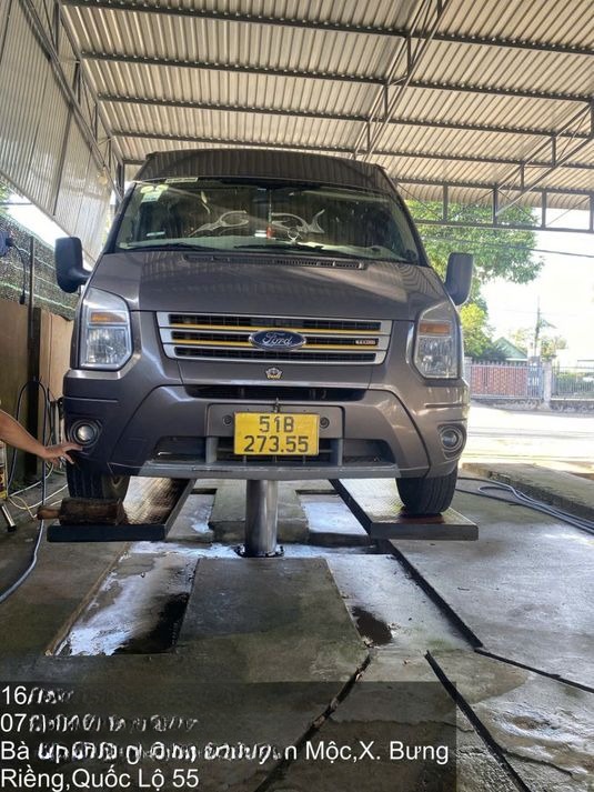Xe Lovabus Mặt trước xe Ghế ngồi 16 chỗ
