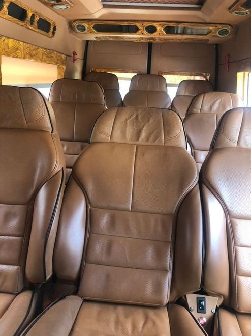Xe Tấn Tài (Bình Thuận) Nội thất Ghế ngồi Limousine 9 Chỗ