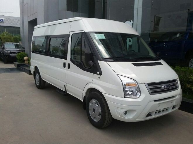 Xe Daily Limousine Mặt trước xe Limousine 12 chỗ VIP