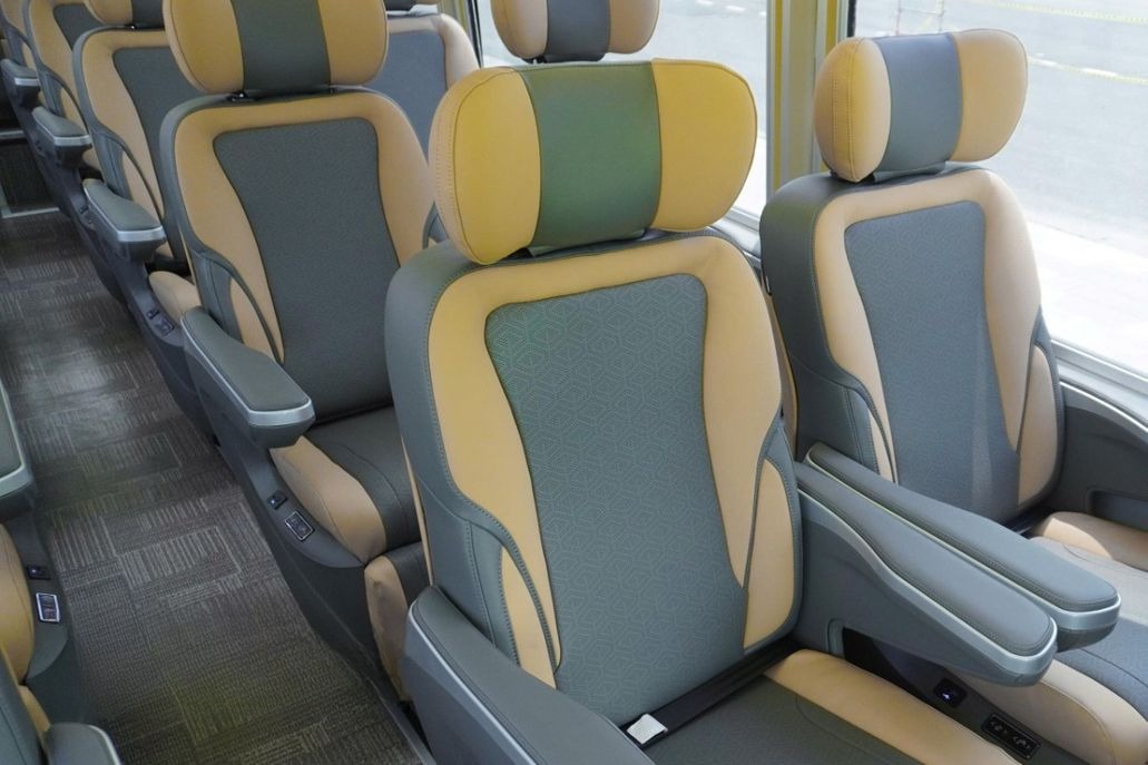 Xe MEKO Limousine Ghế ngồi Limousine 19 chỗ