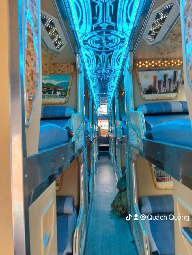 Xe Tân Thuận Hòa Giường nằm Nội thất Limousine 22 phòng
