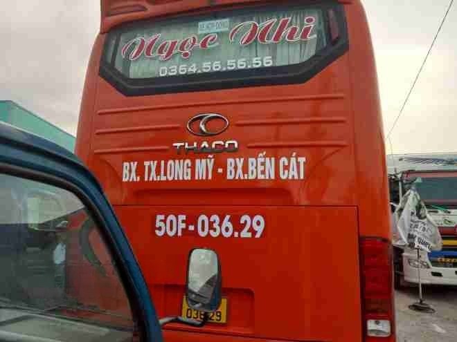 Xe Ngọc Nhi Mặt sau xe Giường năm 40 chỗ