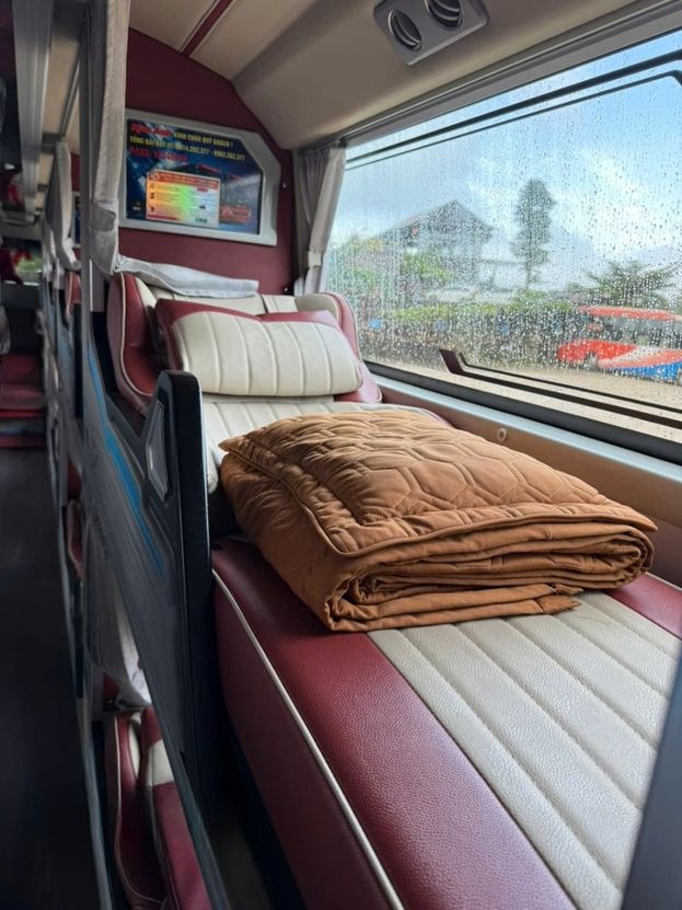 Xe Kim Anh (Kon Tum) Giường nằm Tiện ích Nội thất Limousine  34 phòng