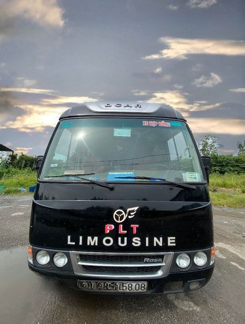 Xe Phúc Lộc Thọ Limousine Mặt trước xe Limousine 19 chỗ