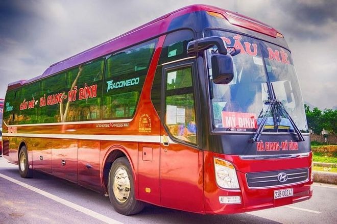 Xe Cầu Mè Mặt trước xe Giường nằm 40 chỗ