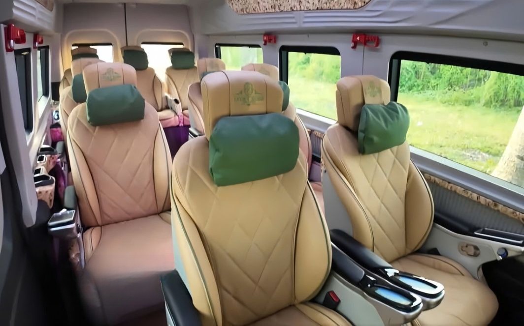 Xe Peter Limousine Ghế ngồi Nội thất Tiện ích Limousine 9 chỗ