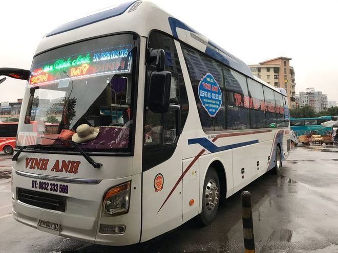 Xe Sơn La Express Bên hông xe Giường nằm 40 chỗ