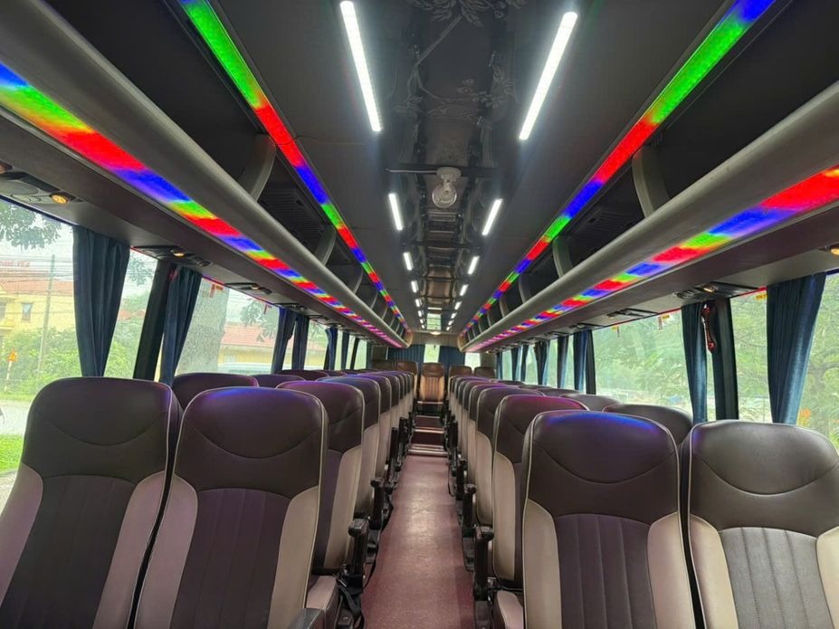 Xe Ninh Bình Discovery Bus Ghế ngồi Tiện ích Nội thất Ghế ngồi 45 chỗ